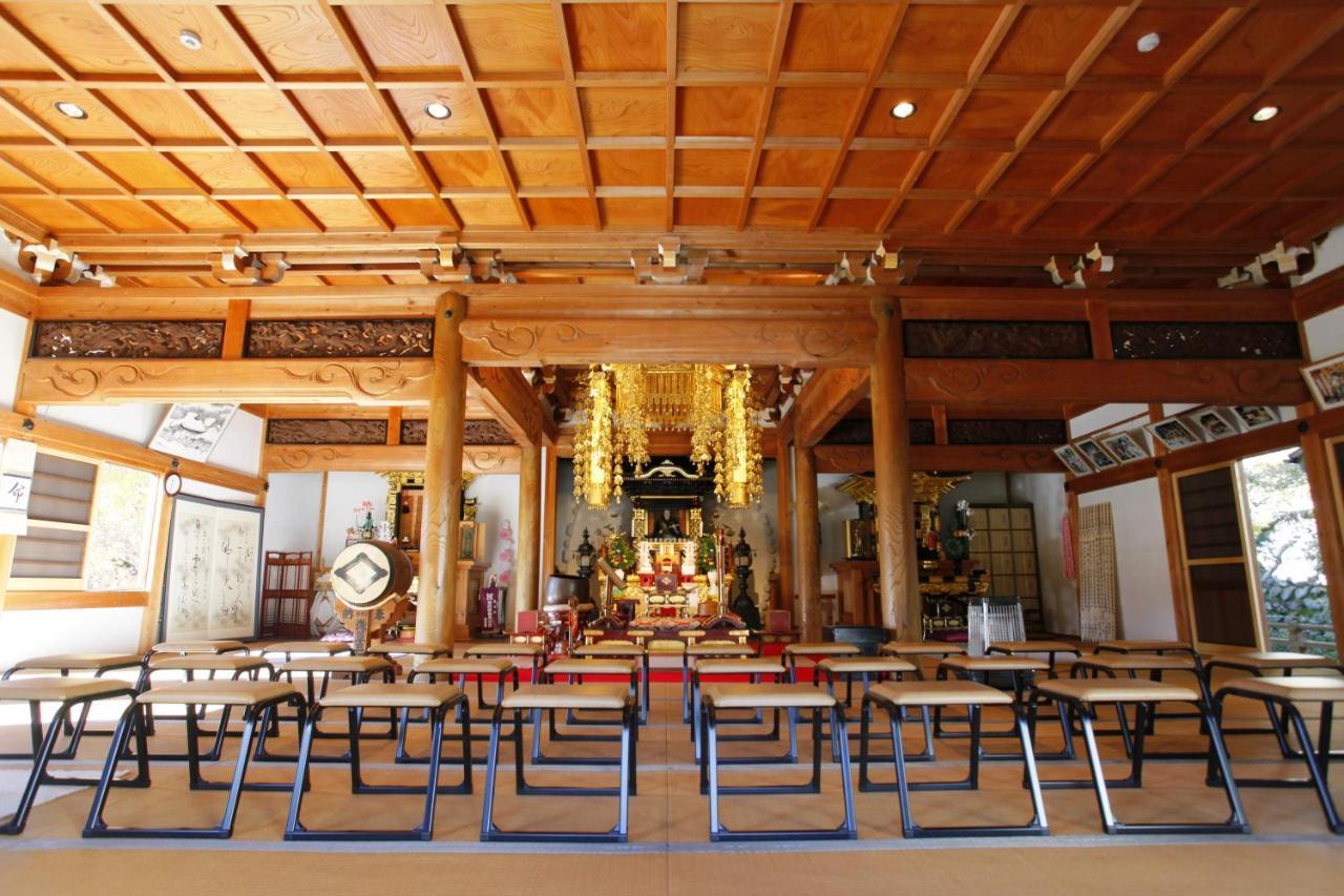 宿坊 端場坊｜Temple Hotel Habanobo Minobu Eksteriør bilde